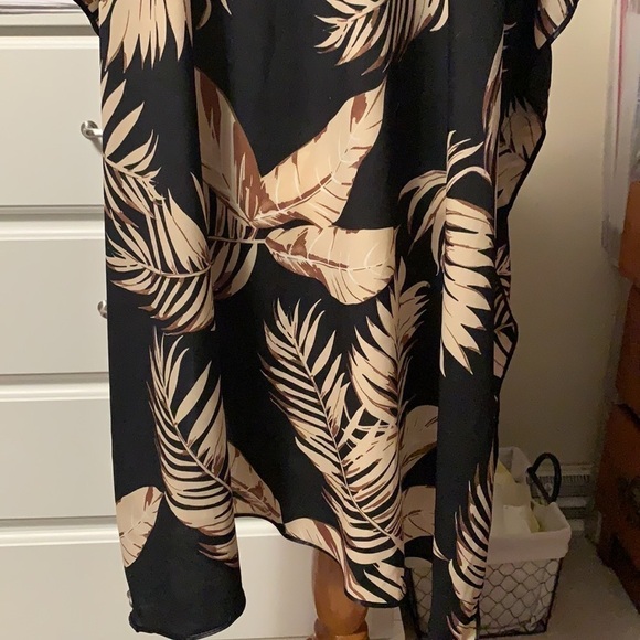 Lulla collection Black and Tan swim coverup/kimono - Picture 7 of 8